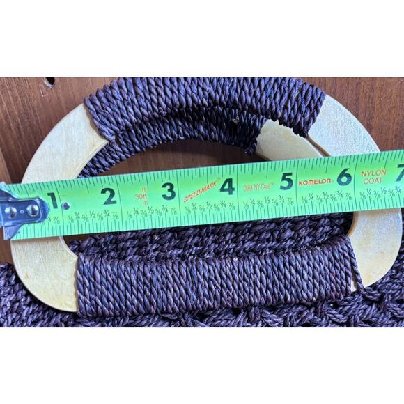 White Stag Straw Macrame Woven Handbag Dark Brown Wood Handles Boho 10" x 8" - Picture 9 of 12